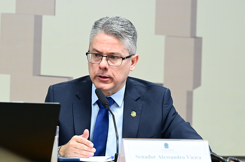 CPI do Crime Organizado ouve diretor-geral da Meta no Brasil — Senado Notícias