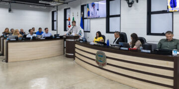 Sessão ordinária: Câmara aprova cinco projetos e encaminha 19 requerimentos à Prefeitura