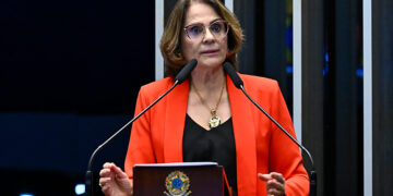 CDH vai acompanhar citações ao Brasil, diz Damares — Senado Notícias