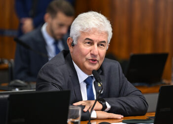 CDH vota cota em universidades para egressos de programas de acolhimento — Senado Notícias