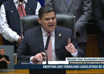 Estabilidade do país depende do respeito mútuo entre os Poderes — Senado Notícias