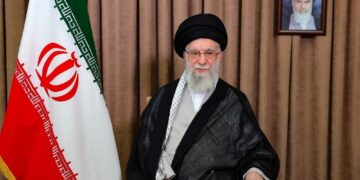 Ali Khamenei está vivo, diz ministro das Relações Exteriores do Irã