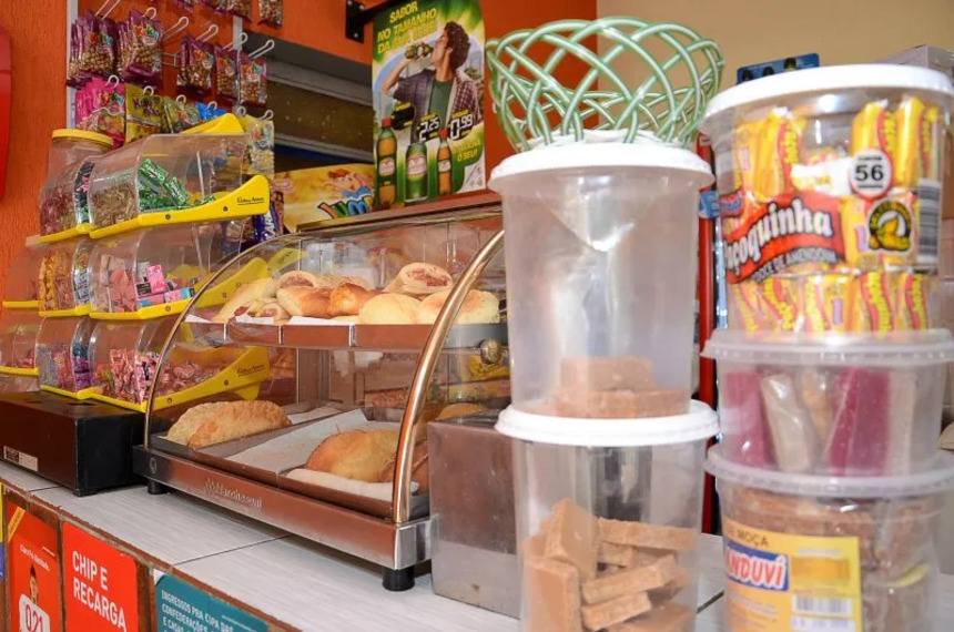 CTFC aprova proibição de alimentos ultraprocessados em cantinas escolares — Senado Notícias