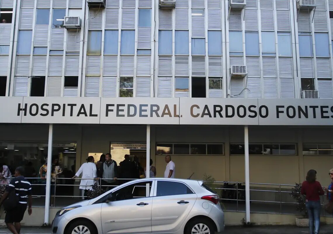 Lula inaugura emergência em hospital público do Rio de Janeiro
