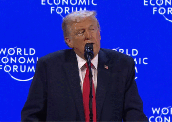 EUA instam funcionários a deixar a embaixada em Israel em meio a ameaças do Irã