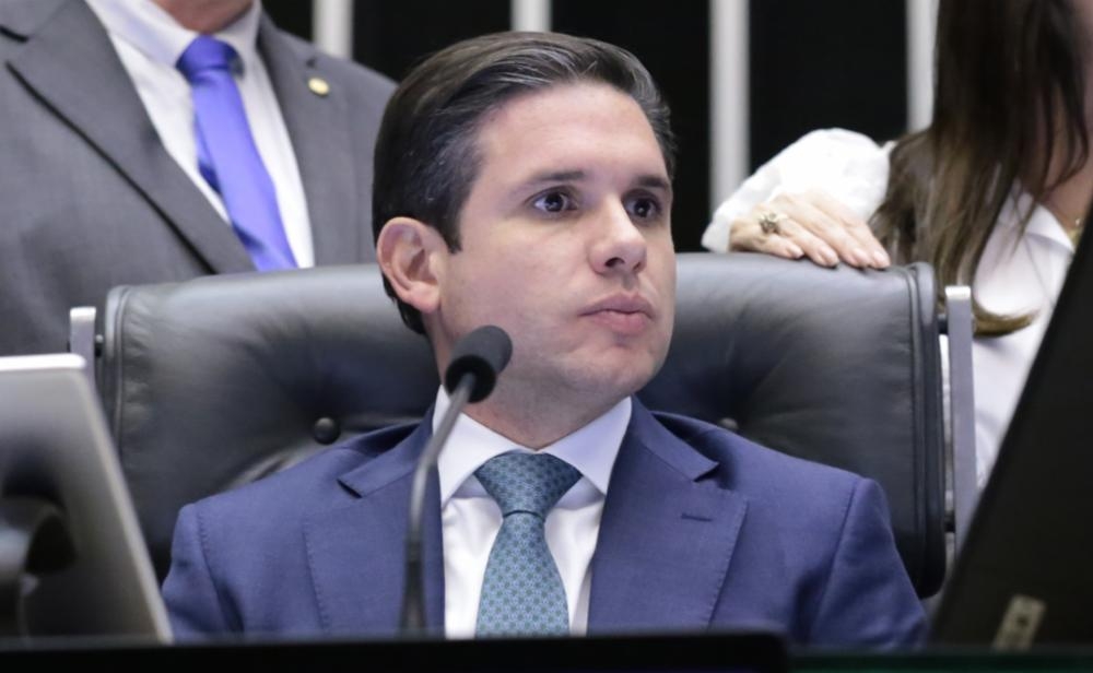 Câmara deve pautar PEC da escala 6×1 no plenário até maio, afirma Motta