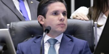 Câmara deve pautar PEC da escala 6×1 no plenário até maio, afirma Motta