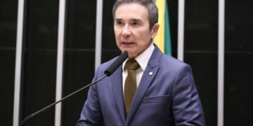 Projeto obriga condomínios a denunciar casos de maus-tratos a animais – Notícias