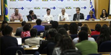 Saúde anuncia 3 mil vagas de residência e 900 para especialistas