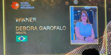 Brasileira Débora Garofalo é eleita professora mais influente do mundo