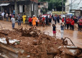 Governo anuncia repasse a prefeituras de MG para ajuda a desabrigados