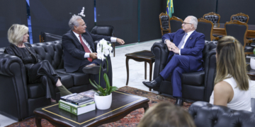 Renan Calheiros defende acesso irrestrito da CAE às investigações sobre o Master — Senado Notícias