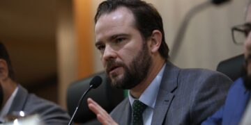 Fazenda pede que Receita Federal automatize declaração anual do IR