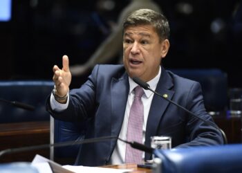 Viana diz que Senado irá investigar possível vazamento da sala-cofre da CPMI do INSS