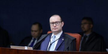 Zanin suspende eleições indiretas para governador do Rio de Janeiro