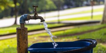 Resiliência hídrica: clientes receberão alerta no celular sempre que consumo de água ficar 30% acima da média