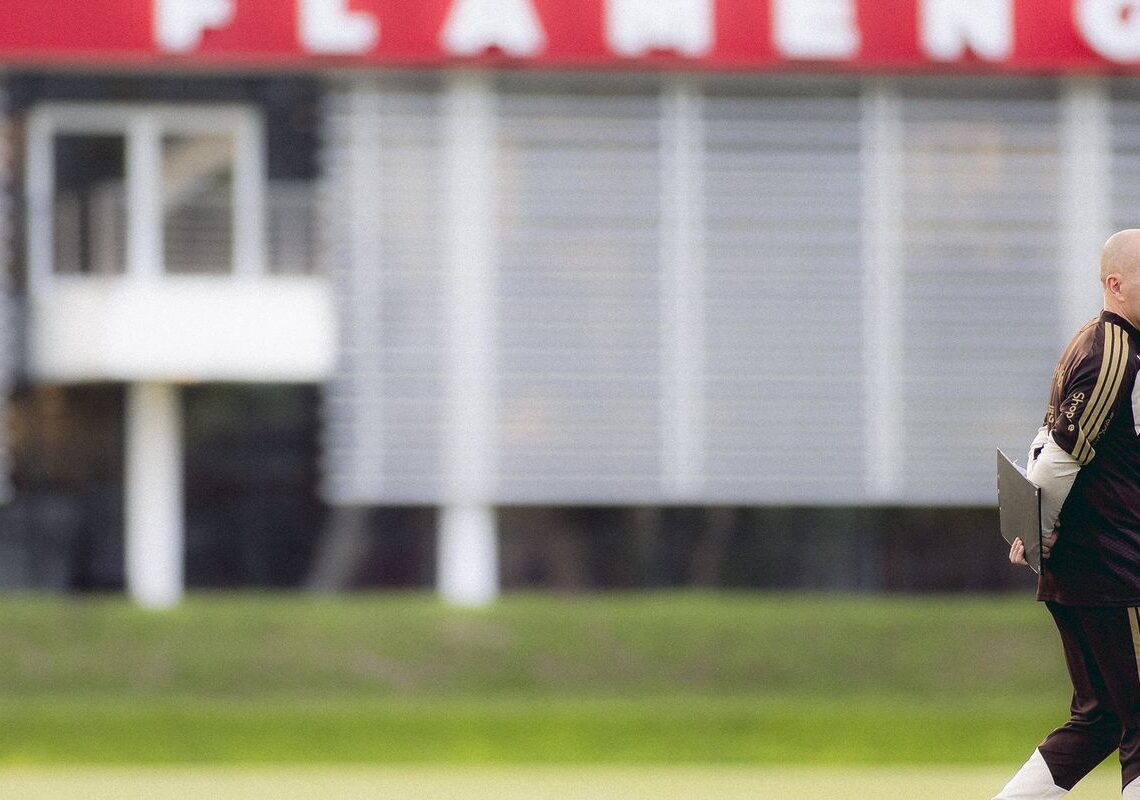 Técnico Leonardo Jardim é anunciado pelo Flamengo