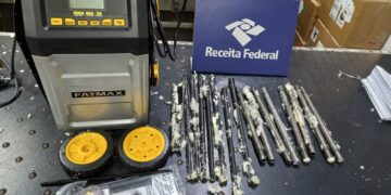 Receita Federal apreende peças de fuzis em Viracopos
