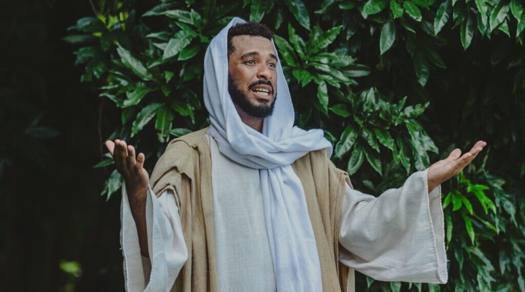 Paixão de Cristo estreia nova temporada no Engenho Central em Piracicaba