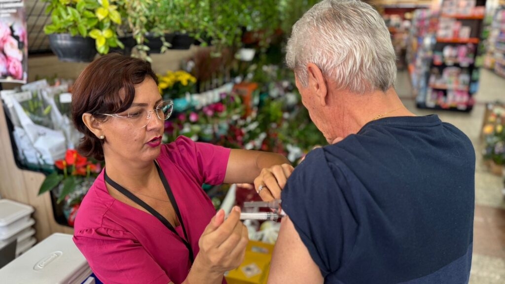 Dia D da vacinação contra a gripe imuniza mais de 5,5 mil pessoas em Piracicaba