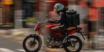 Mão na Roda: SP lança pacote de medidas que elimina custos a motociclistas e motoristas profissionais
