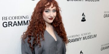 Segurança nega envolvimento de Chappell Roan em confusão com filha de Jorginho