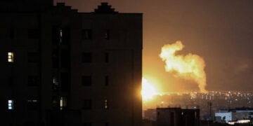 Guerra no Oriente Médio: 7º dia tem intensos ataques entre Israel e Irã