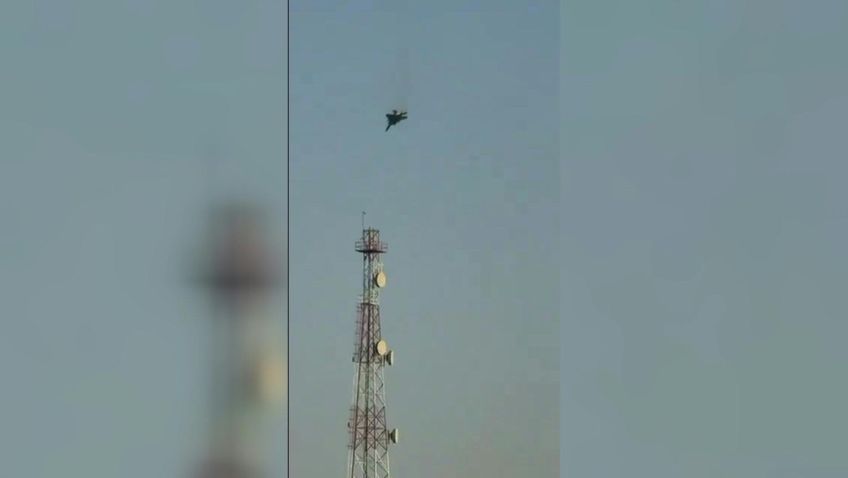 Vídeo mostra avião dos EUA sendo batido por engano no Kuwait; veja