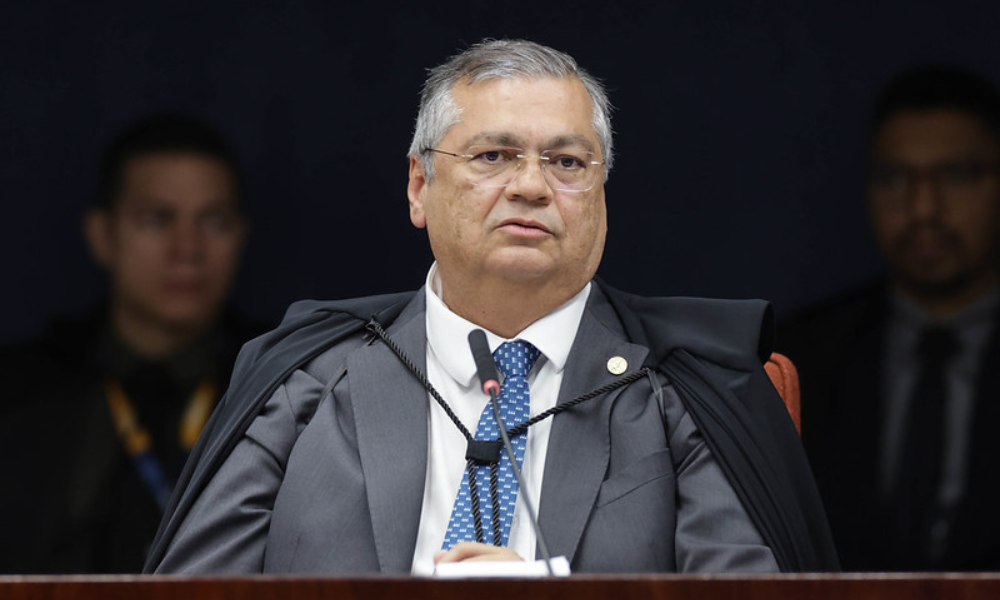 Dino proíbe saques em dinheiro de recursos provenientes de emendas parlamentares