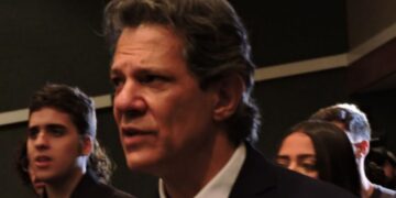 ‘Guerra não deve impactar variáveis macroeconômicas do Brasil’, diz Haddad