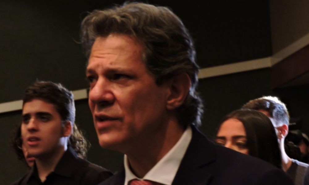 ‘Guerra não deve impactar variáveis macroeconômicas do Brasil’, diz Haddad