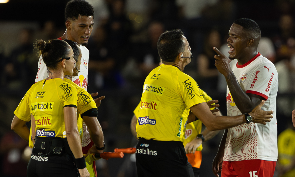 Jogador do Bragantino é suspenso por 12 partidas por fala machista
