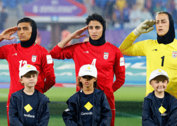 Trump: Austrália concederá asilo a jogadoras que se recusaram a cantar o hino do Irã