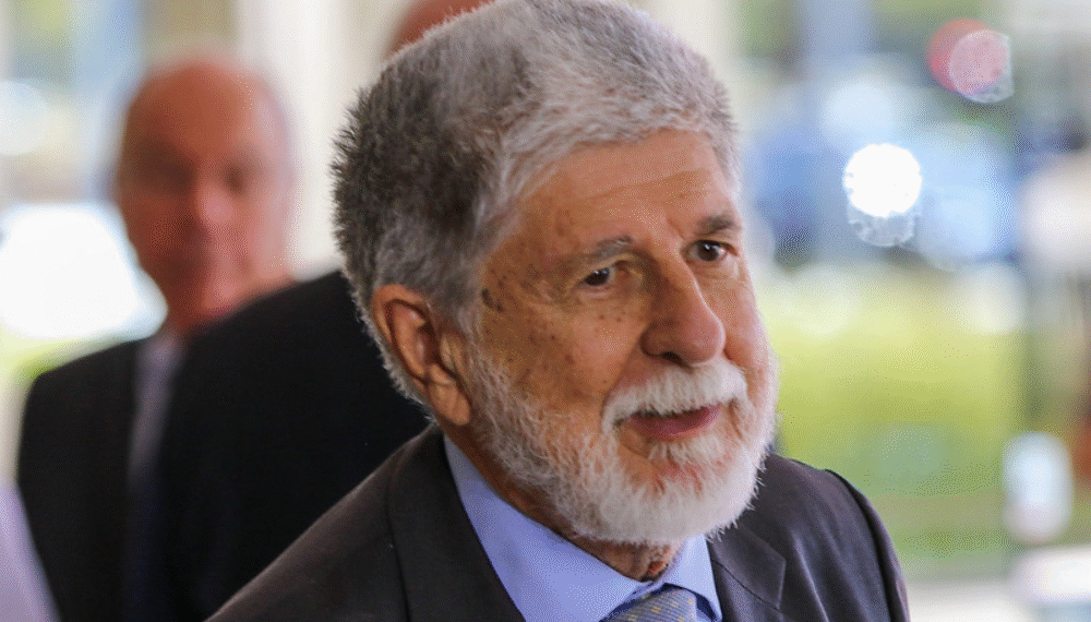 ‘Devemos nos preparar para o pior’, diz Celso Amorim após morte de Khamenei