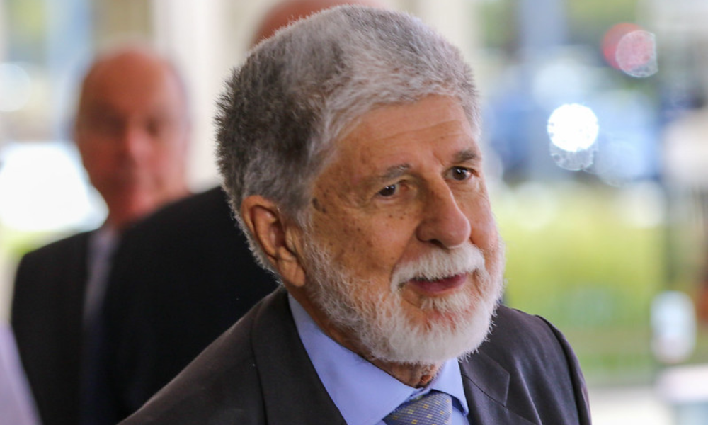 ‘Devemos nos preparar para o pior’, diz Celso Amorim após morte de Khamenei
