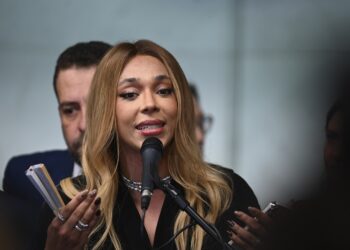 Erika Hilton entra com pedido de ação para processar Ratinho por transfobia