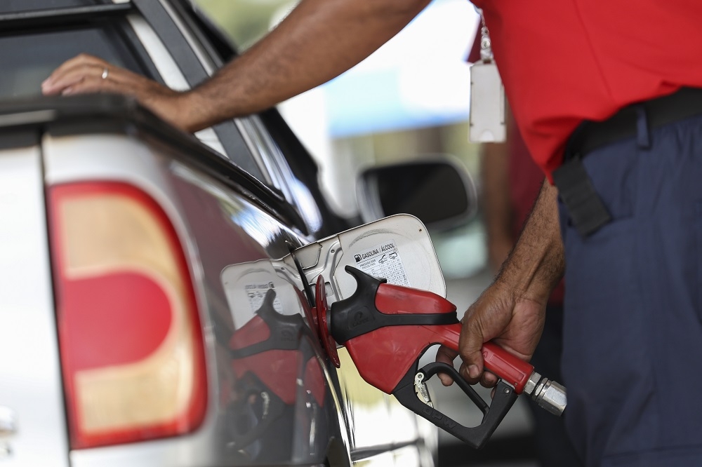 Governo negocia redução de ICMS com estados para conter alta do diesel