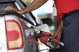Guerra no Oriente Médio eleva preços e restringe oferta de combustíveis