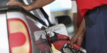 Governo negocia redução de ICMS com estados para conter alta do diesel