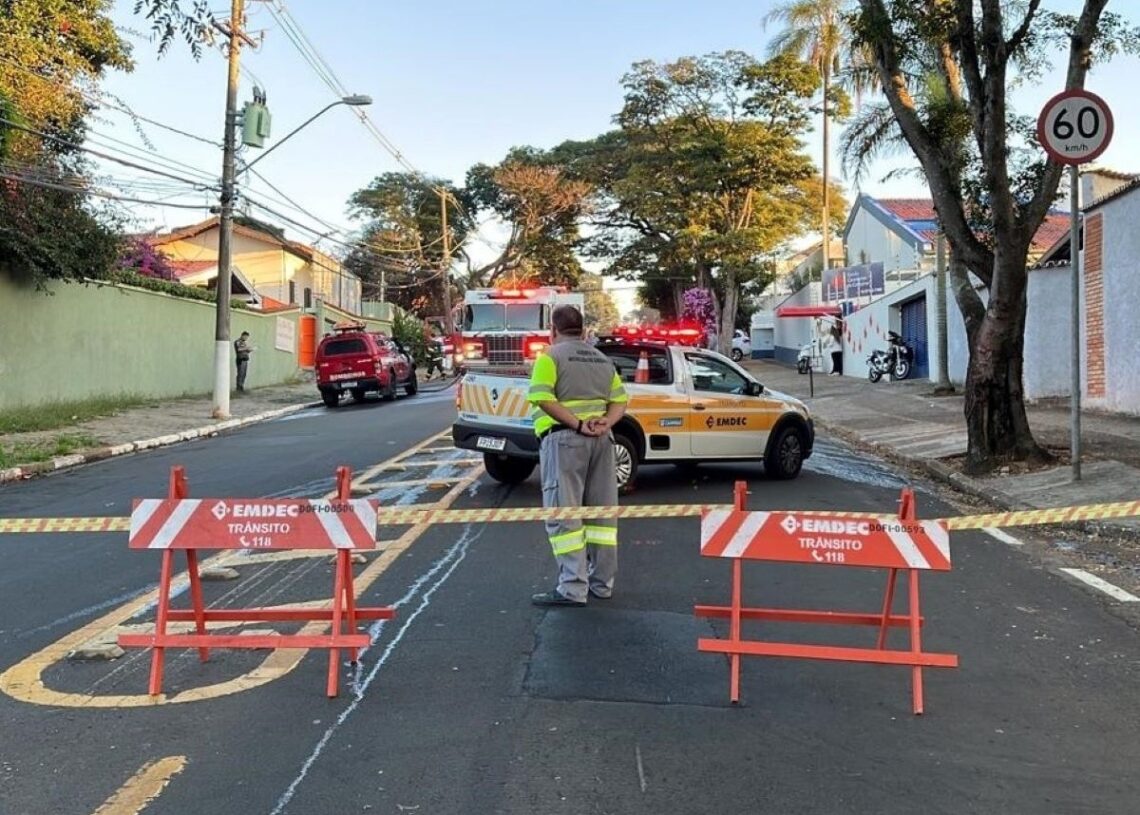 Rua no Cambuí tem bloqueio no trânsito nesta terça para obras de rede de gás