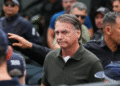 TRF-6 restabelece seguranças e motoristas de Bolsonaro