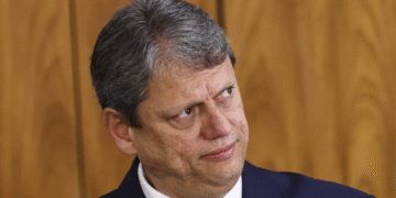 ‘Escala 6×1 está tomando um caminho de populismo que não deveria ter’, diz Tarcísio