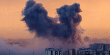 Casa Branca nega ameaça do Irã à Califórnia e critica reportagem da ABC News