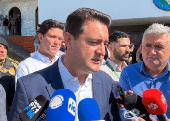 ‘Decisão muito difícil’, diz Ratinho Jr ao desistir de disputar a Presidência