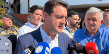 ‘Decisão muito difícil’, diz Ratinho Jr ao desistir de disputar a Presidência