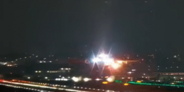 Turbina de avião explode após decolagem em Guarulhos e piloto faz pouso de emergência