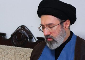 Apesar de ferido, novo líder supremo do Irã está ‘são e salvo’