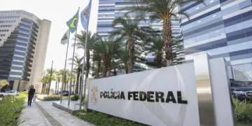 Investigação da PF revela acesso ilegal a dados sensíveis de ministros do STF