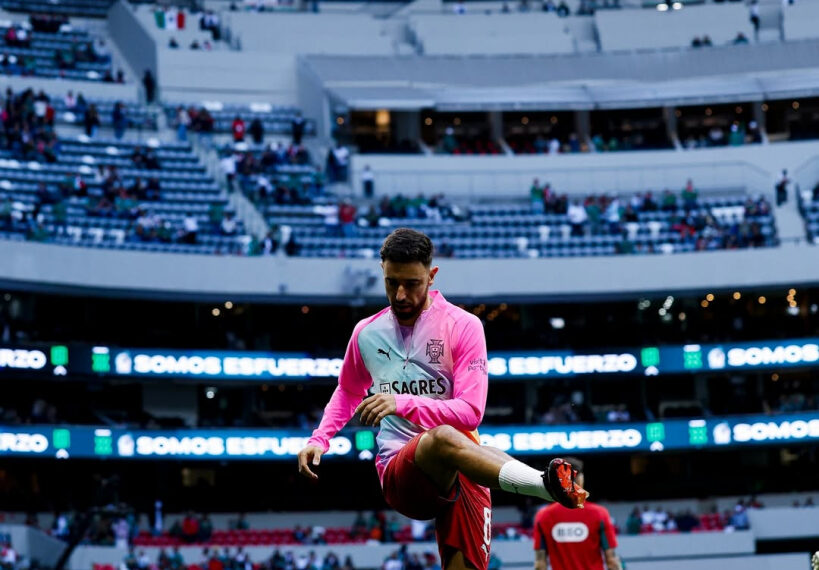 Estádio Azteca é reinaugurado com empate entre México e Portugal e morte de torcedor