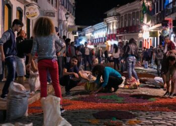 Roteiro para a Semana Santa em Ouro Preto: tradição dos tapetes de serragem e logística de viagem